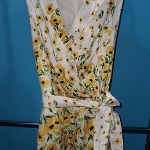Shelby & Palmer Sunflower Dress size 10 Like New